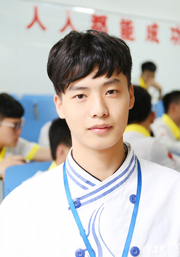 лл���ǣ��������۾�̸һ������