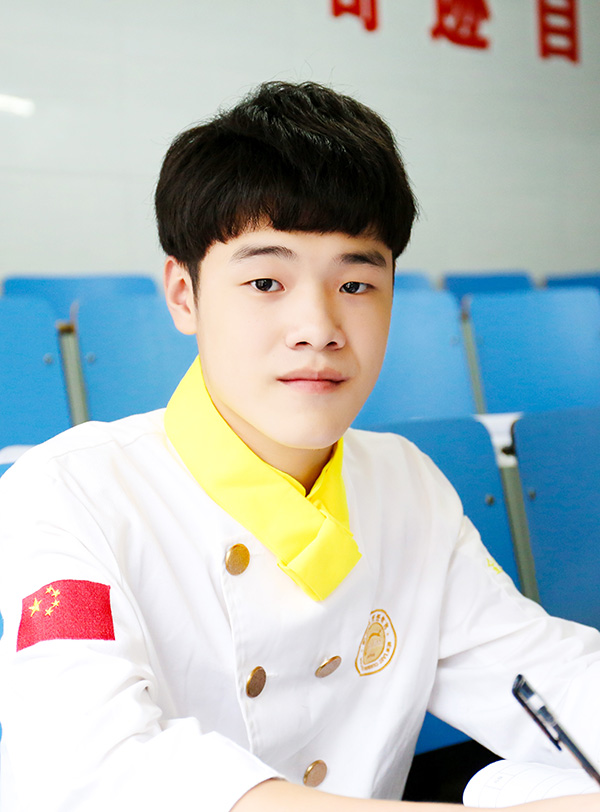 лл���ǣ��������۾�̸һ������