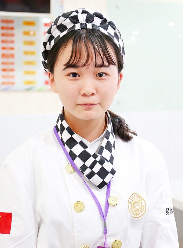 һ��С��Ů��ʦ������