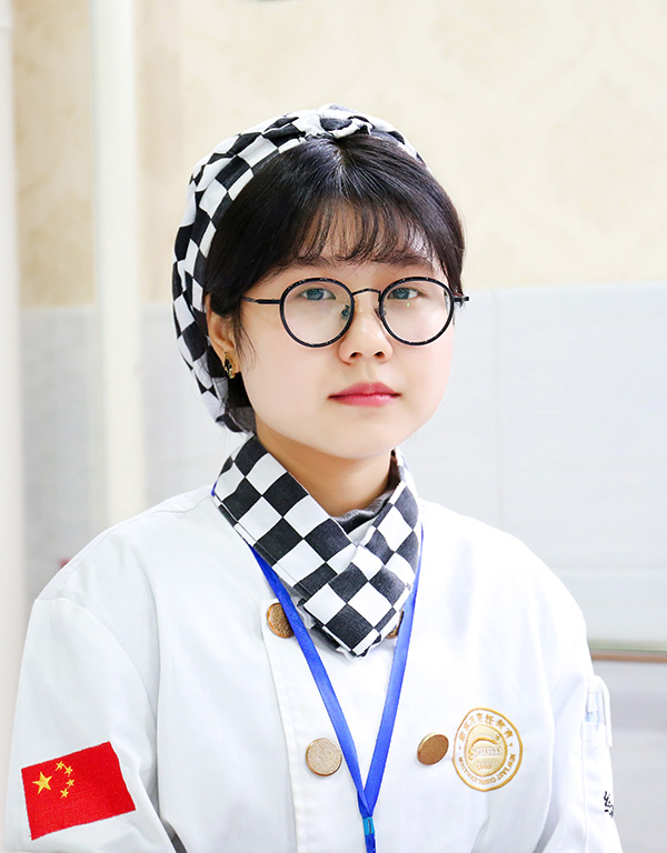 һ��С��Ů��ʦ������