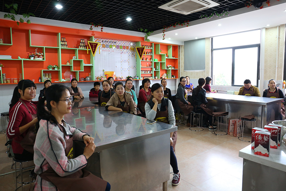 �������͹��潲��