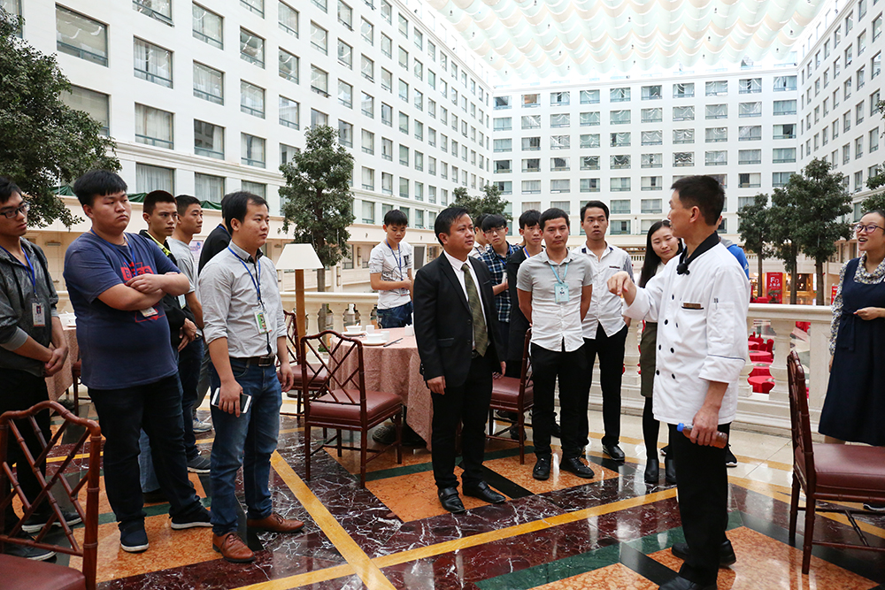 ��⿾�Ӣ1701ѧ���ι����ش�Ƶ�