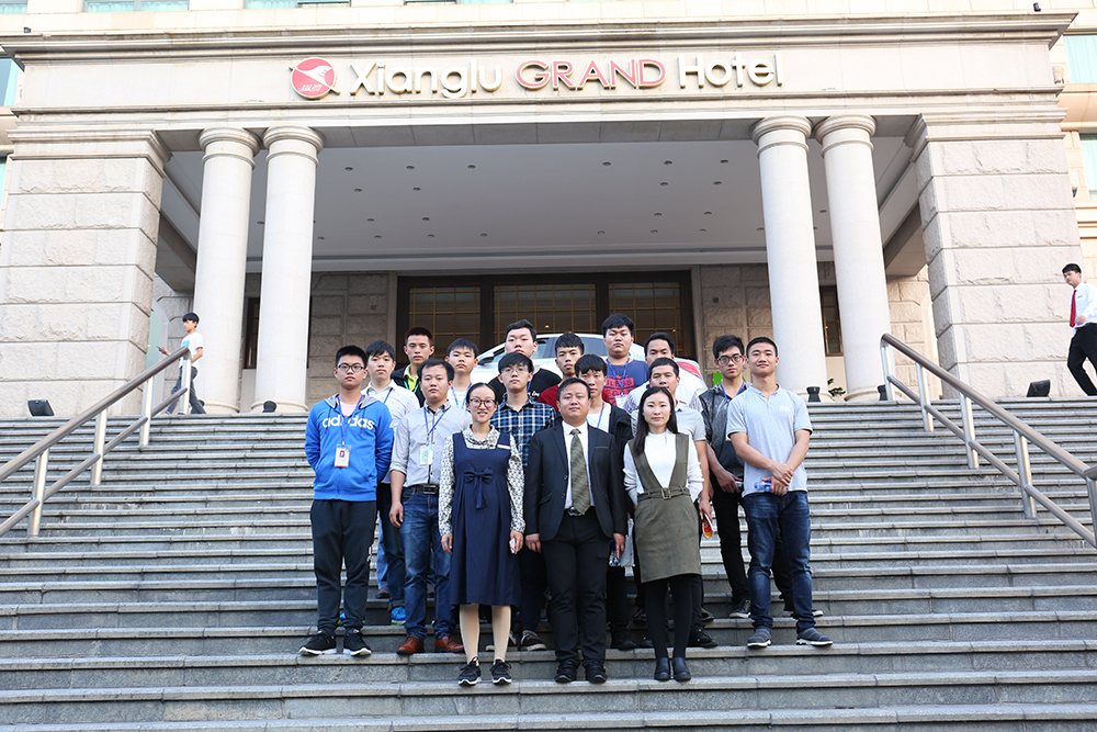 ��⿾�Ӣ1701ѧ���ι����ش�Ƶ�