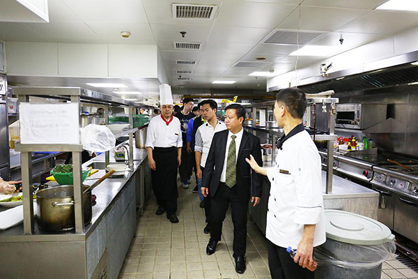 �����¶������ѧУ