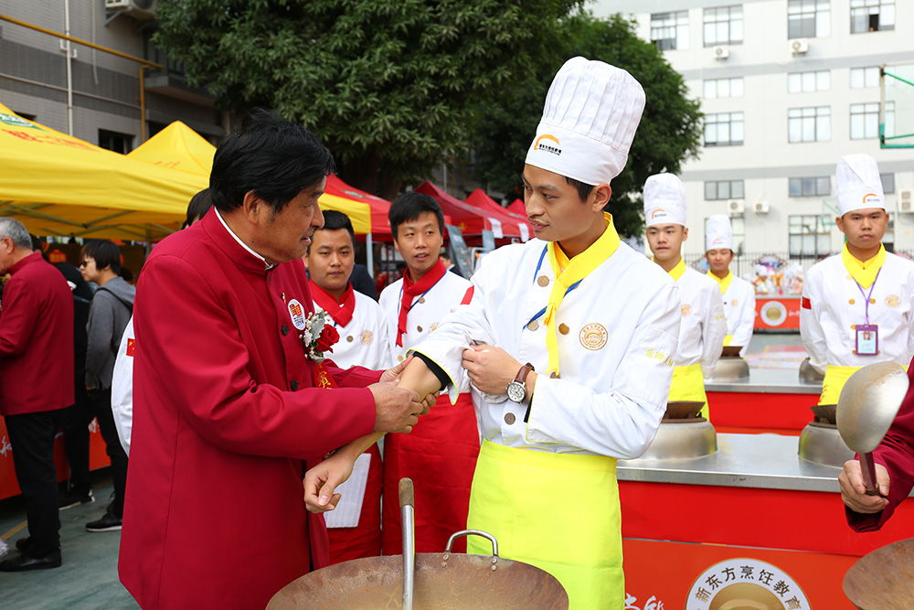 ʮ����ʦ��ۣ�̨ͬ�����¶���