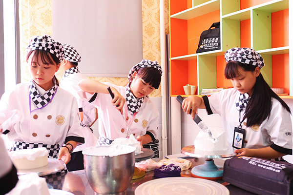 �����¶������ѧУ