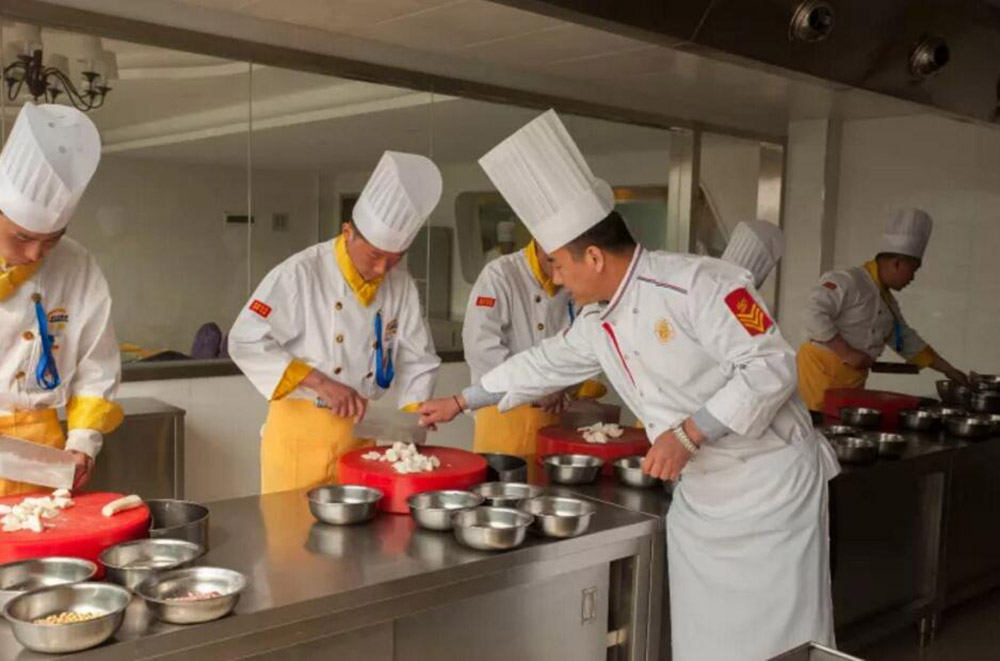  �¶�����⿣�����������ߡ��������ְҵ����Ʒ�ơ�