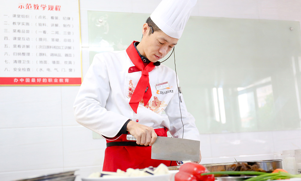 �߼����ʦ�̸���