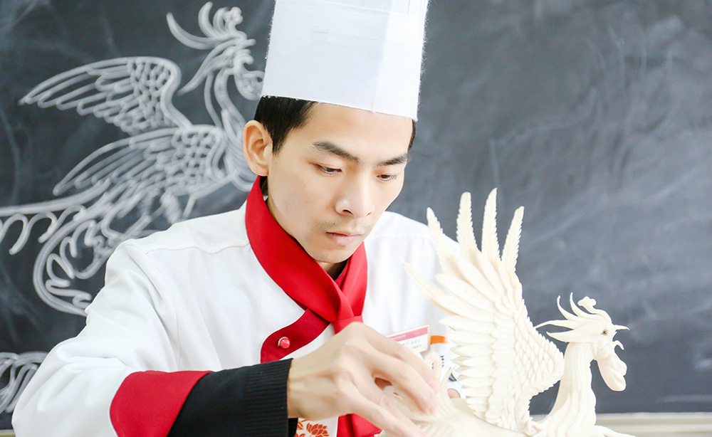 �����µ������߲�ʢ��