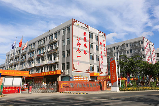 �����¶������ѧУ