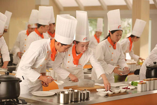 �����¶������ѧУ