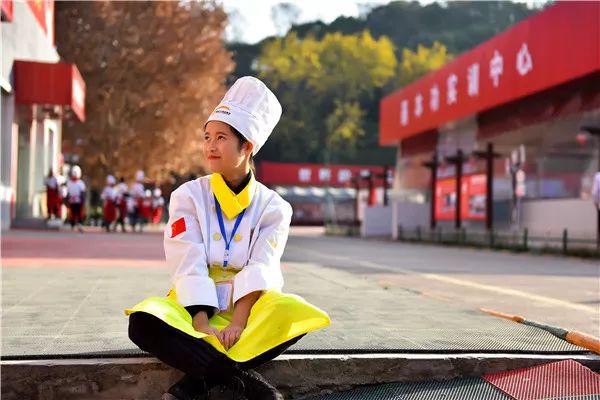 �����¶������ѧУ