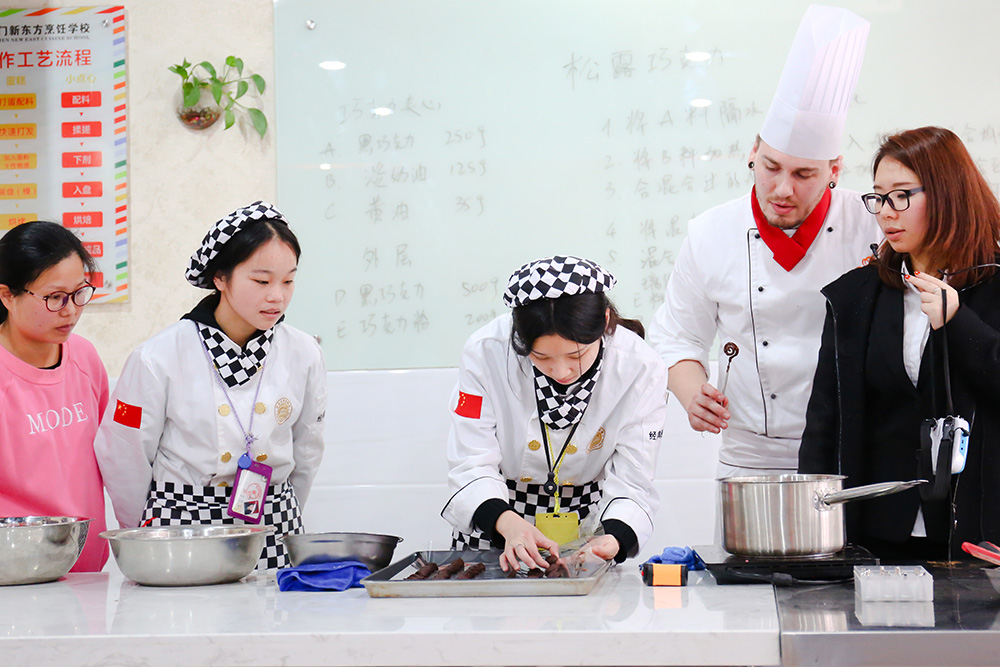 ������ʦ������