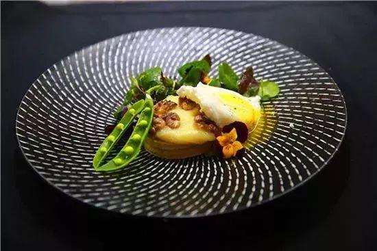 �����¶������ѧУ