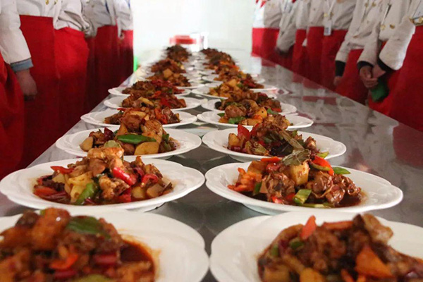 �����¶������ѧУ