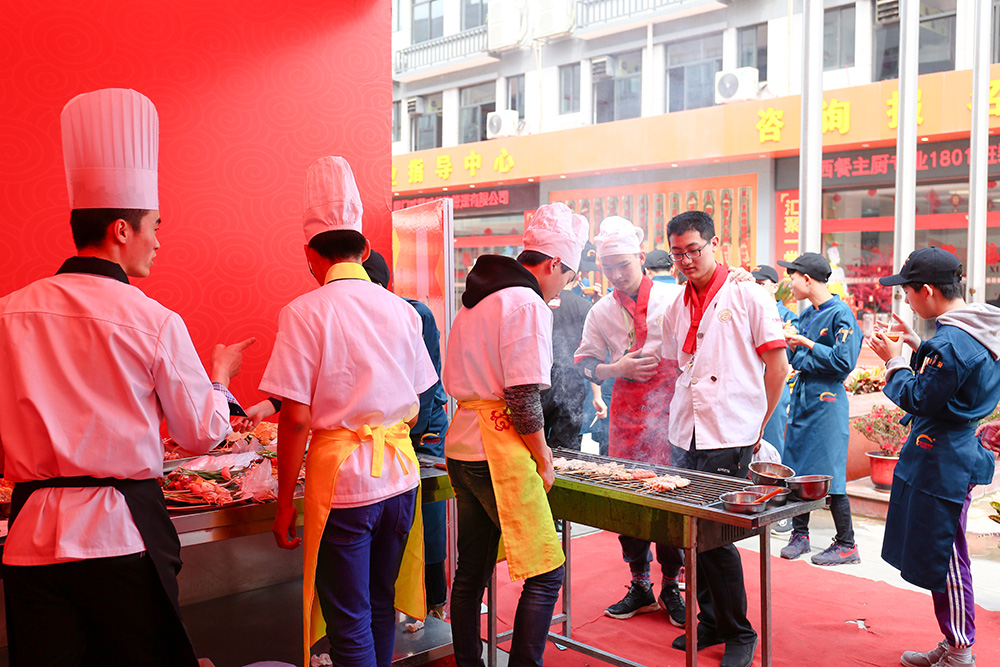 ������ϵ��й���֮������ʳ��