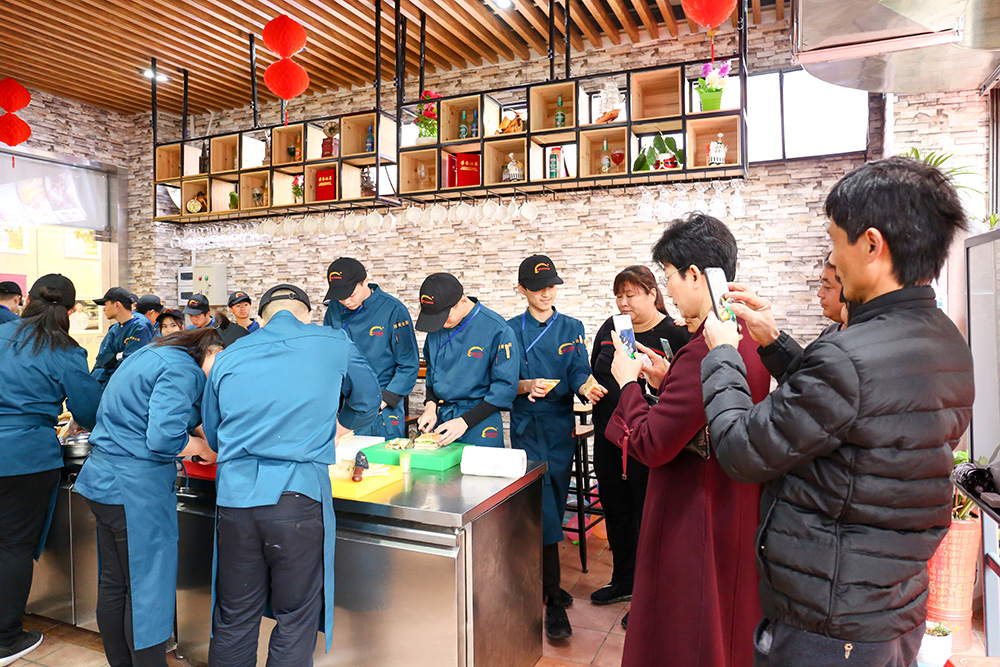 ���裬�ҳ�����