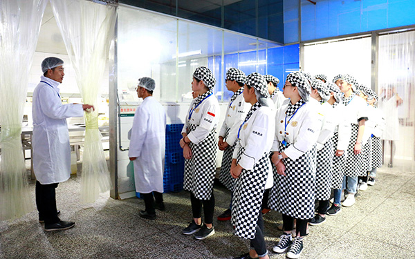 �����¶������ѧУ