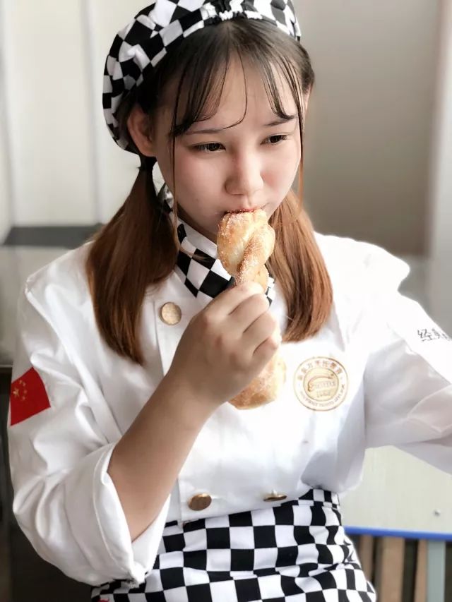 �����¶������ѧУ