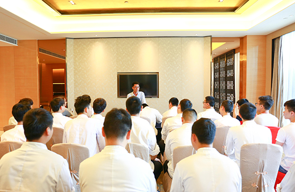 �����¶������ѧУ