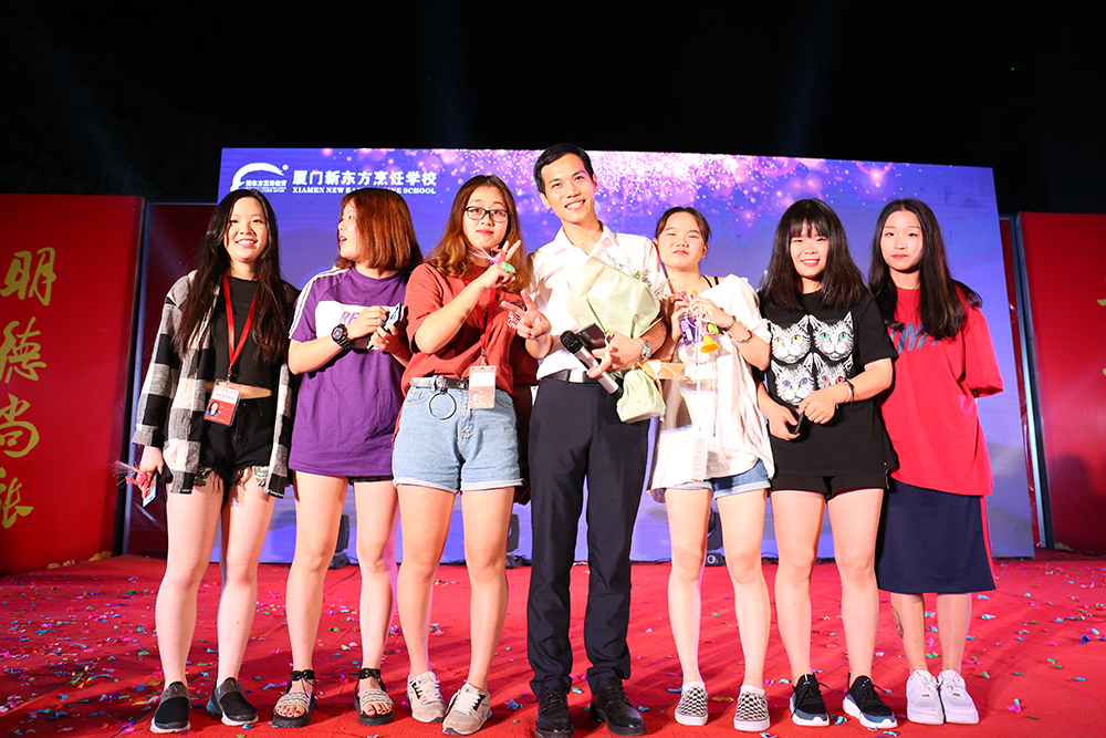 ���趯�ഺ ��������һ�Ͷ�����������