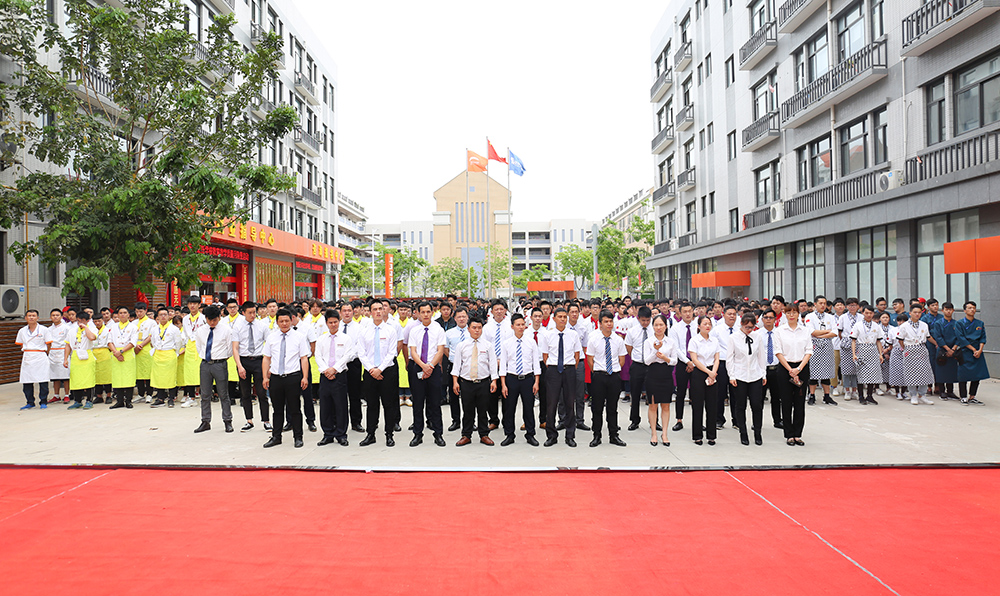 2018�������¶�������ѧ�����¡�������ʽ