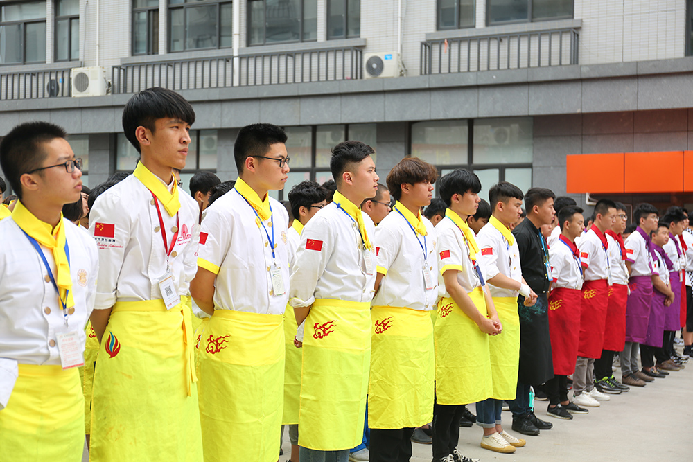 2018�������¶�������ѧ�����¡�������ʽ