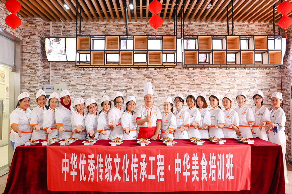 �������� �Ҹ��¶��� �л���ʳ��ѵ��