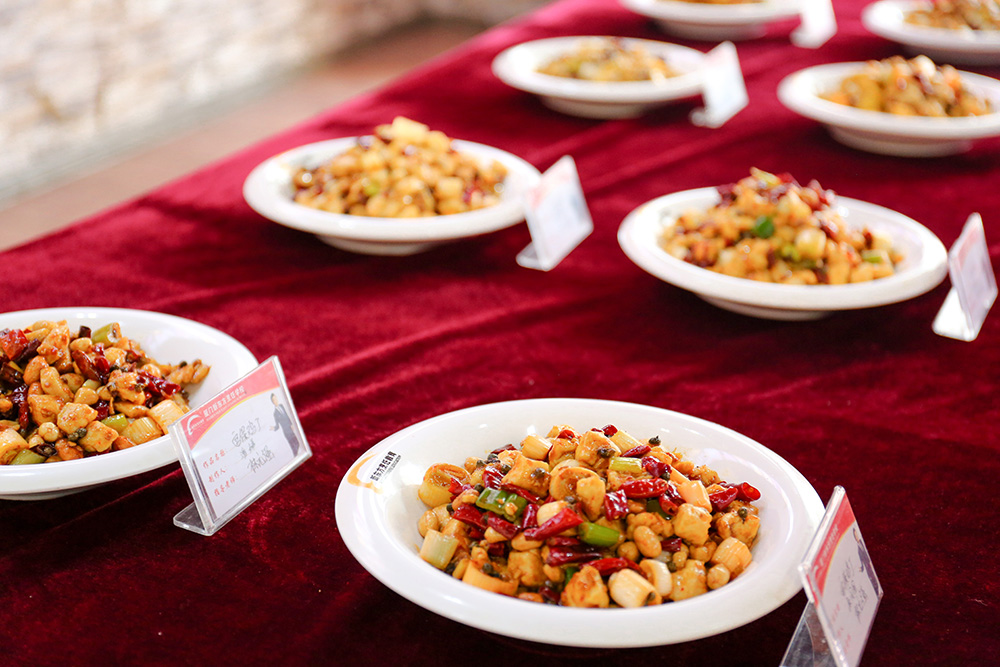 �������� �Ҹ��¶��� �л���ʳ��ѵ��