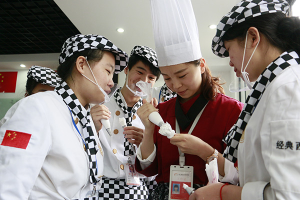 �����¶������ѧУ