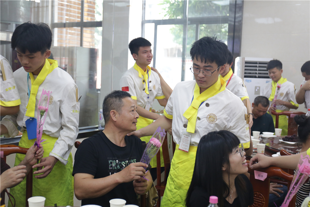 5��25�ս�����1706��ҳ������