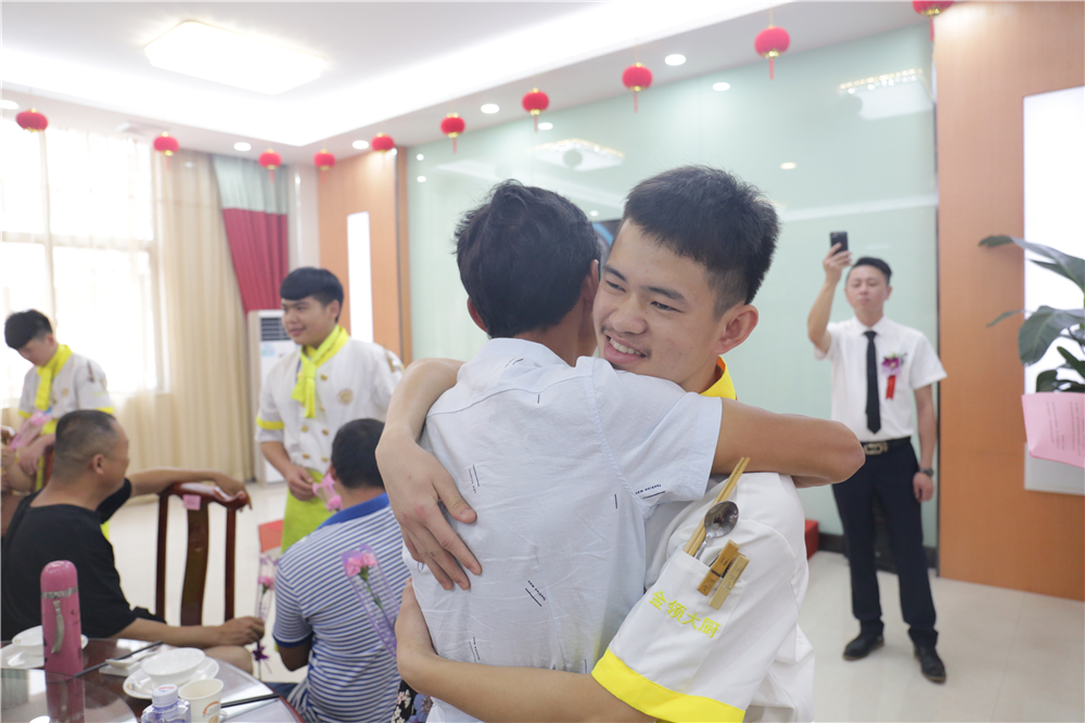 5��25�ս�����1706��ҳ������