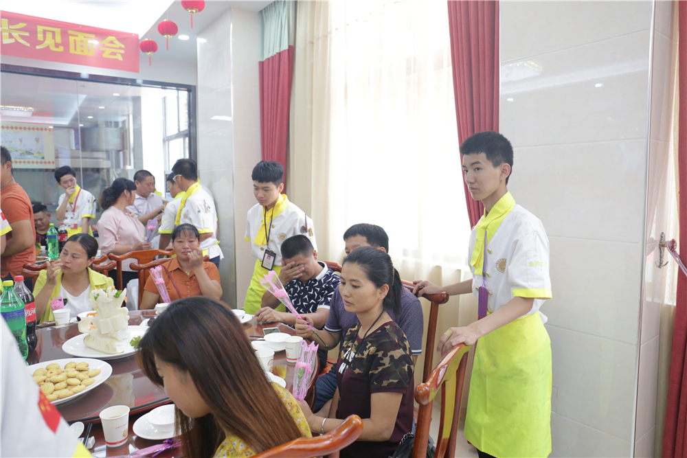 5��25�ս�����1706��ҳ������