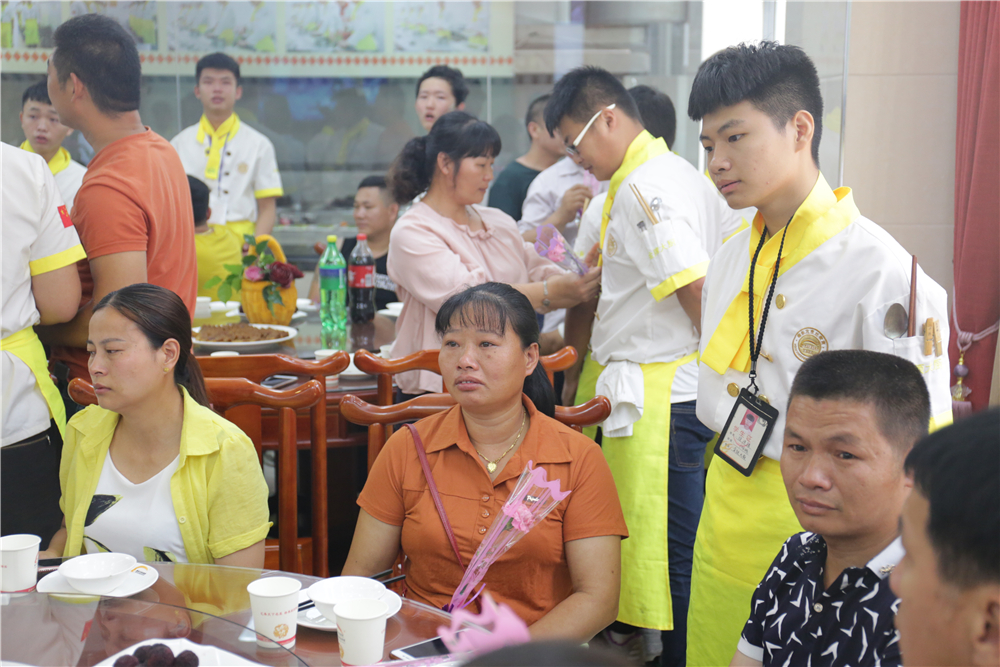 5��25�ս�����1706��ҳ������