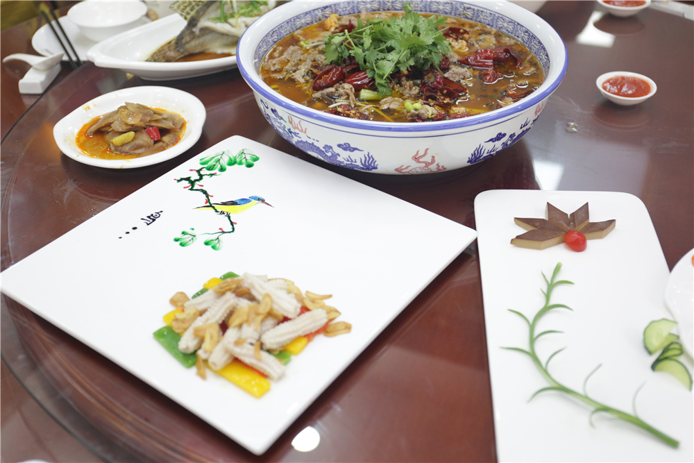 5��25�ս�����1706��ҳ������