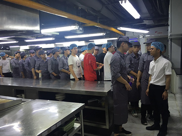 �����¶������ѧУ