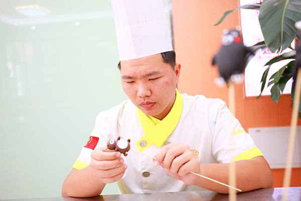 �����¶������ѧУ