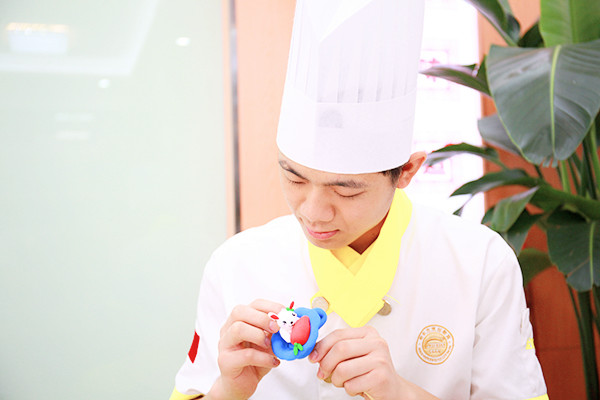 �����¶������ѧУ