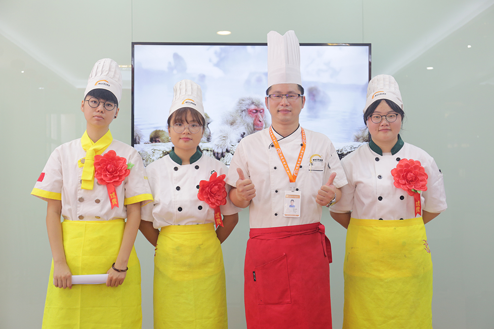 ���Ǳ�ҵ����������ҵ���ͻ�