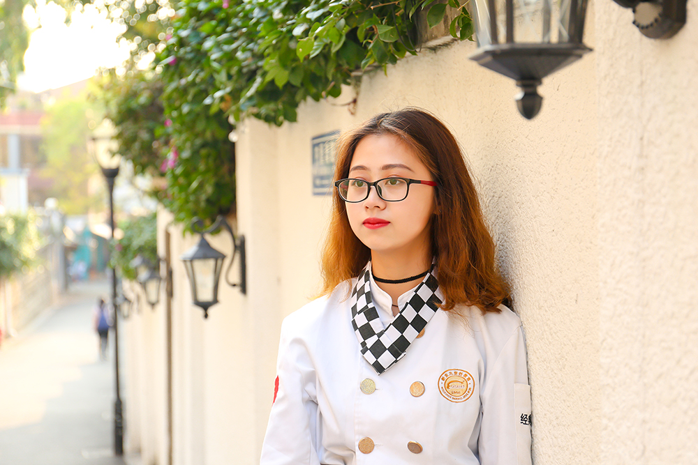 �����¶������ѧУѧ��������д��