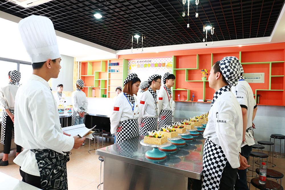 �Ҹ�ζ��30�ꡪ��ѧ�����÷��