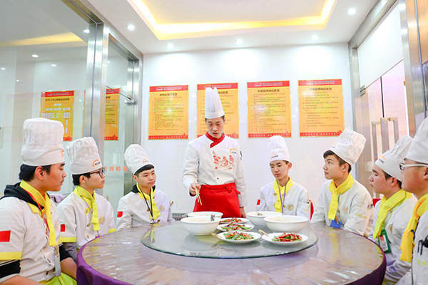 �����¶������ѧУ