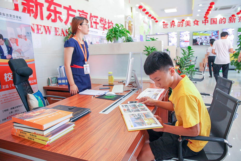 �ж����飬����ͬ�С�������1707�ҳ������