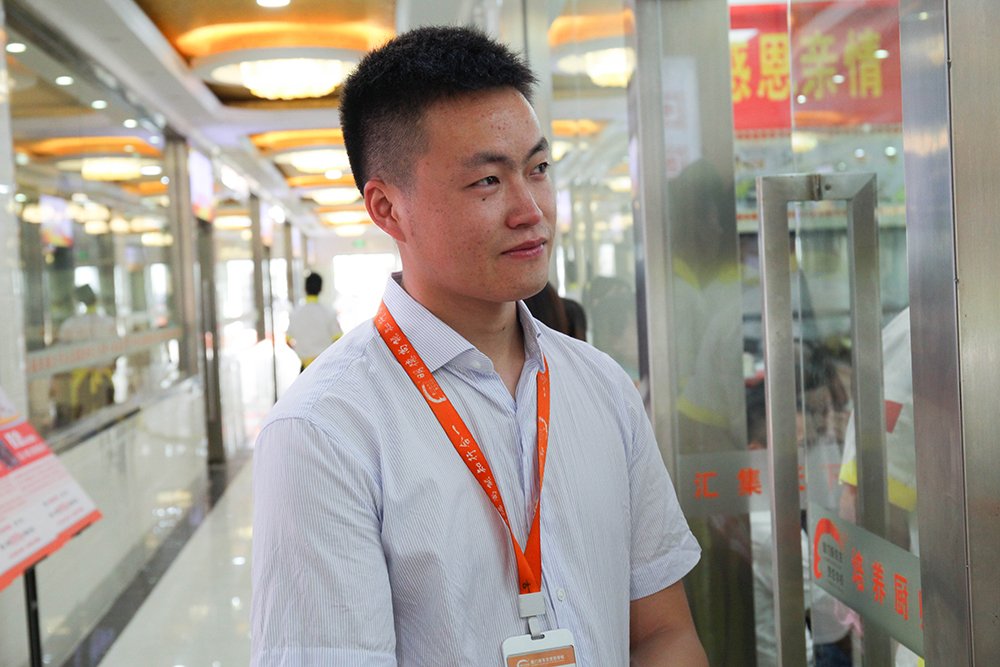 �ж����飬����ͬ�С�������1707�ҳ������