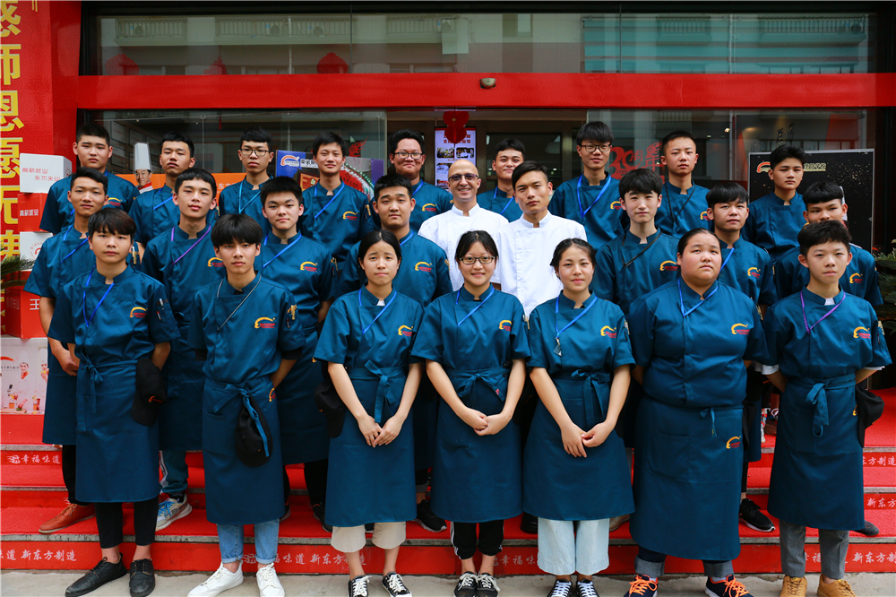 �����ܳ�������