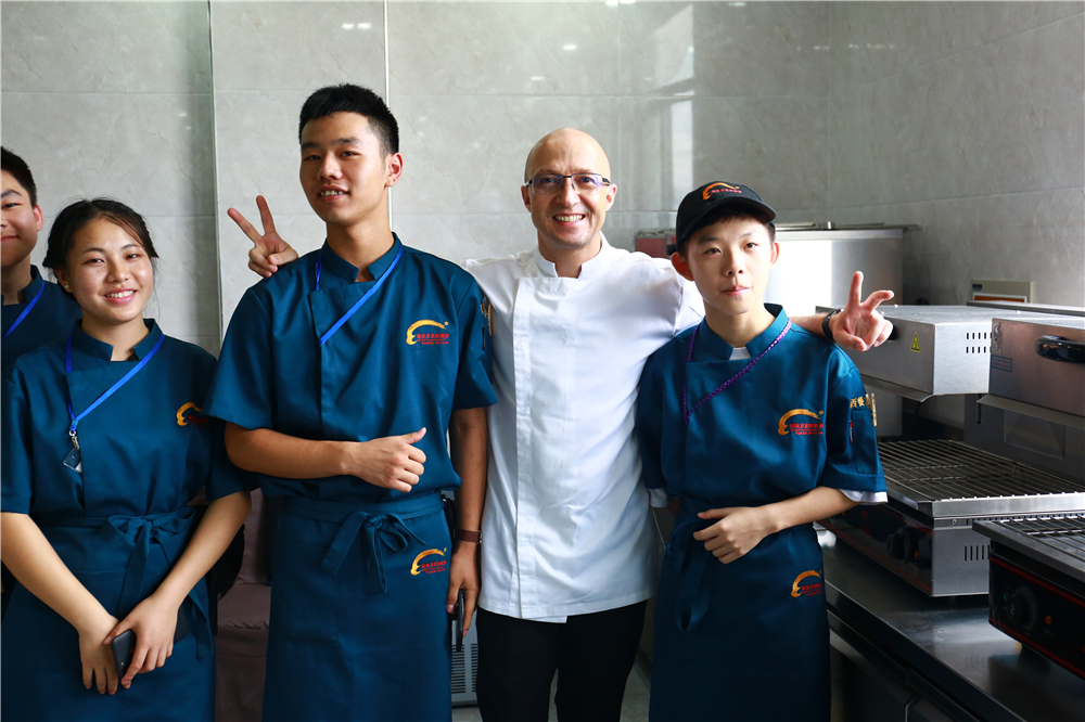 �����ܳ�������