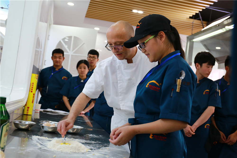 �����ܳ�������