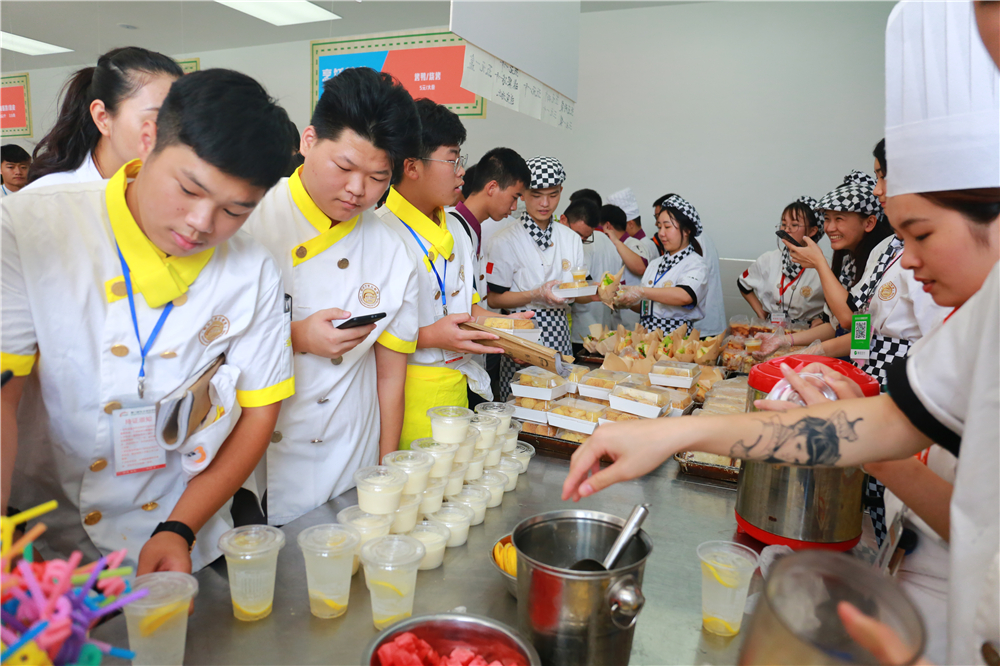 �������� ���������У԰��ʳ�Ļ���