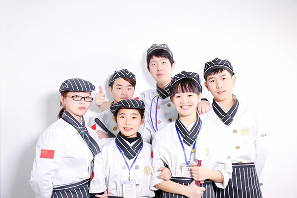 �����¶������ѧУ