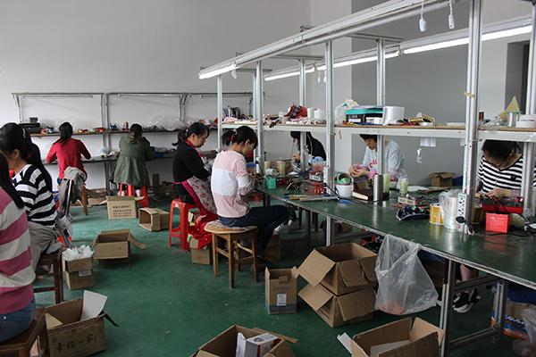 �����¶������ѧУ